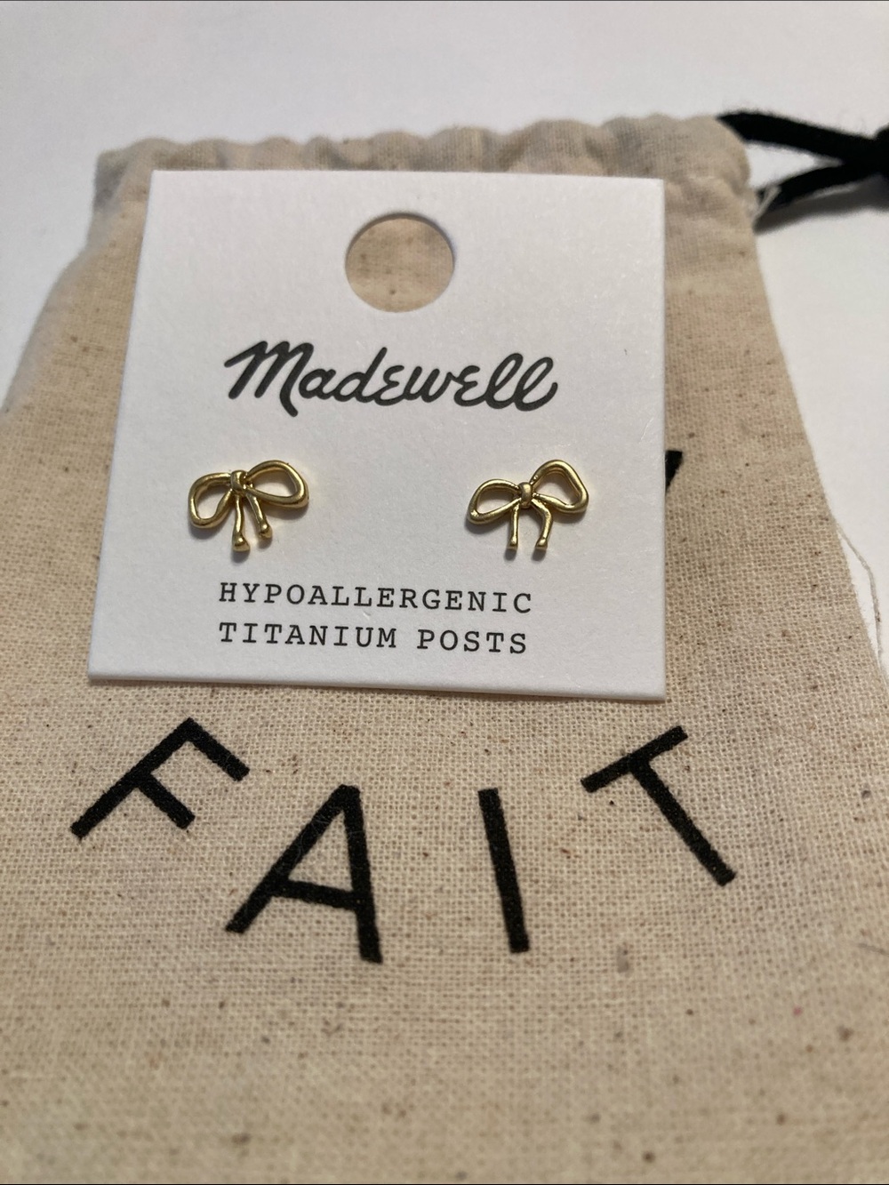 Madewell tiny bow stud earrings